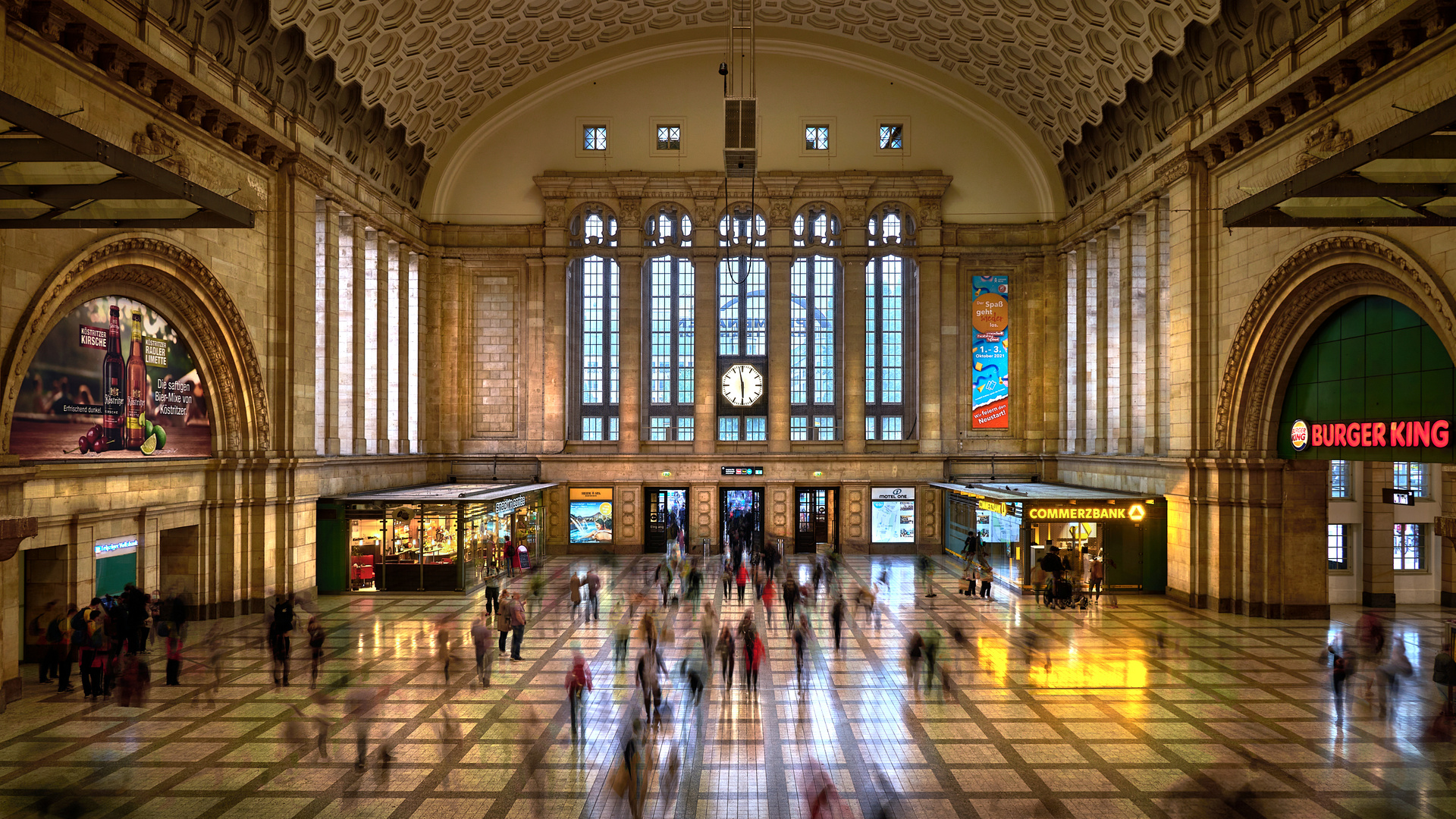 Leipzig Hauptbahnhof - emsiges Treiben