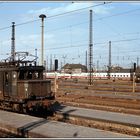 Leipzig Hbf. eine verschmutze E 44 und ein feiner VT 175