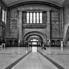 Leipzig Hbf, Querbahnsteighalle