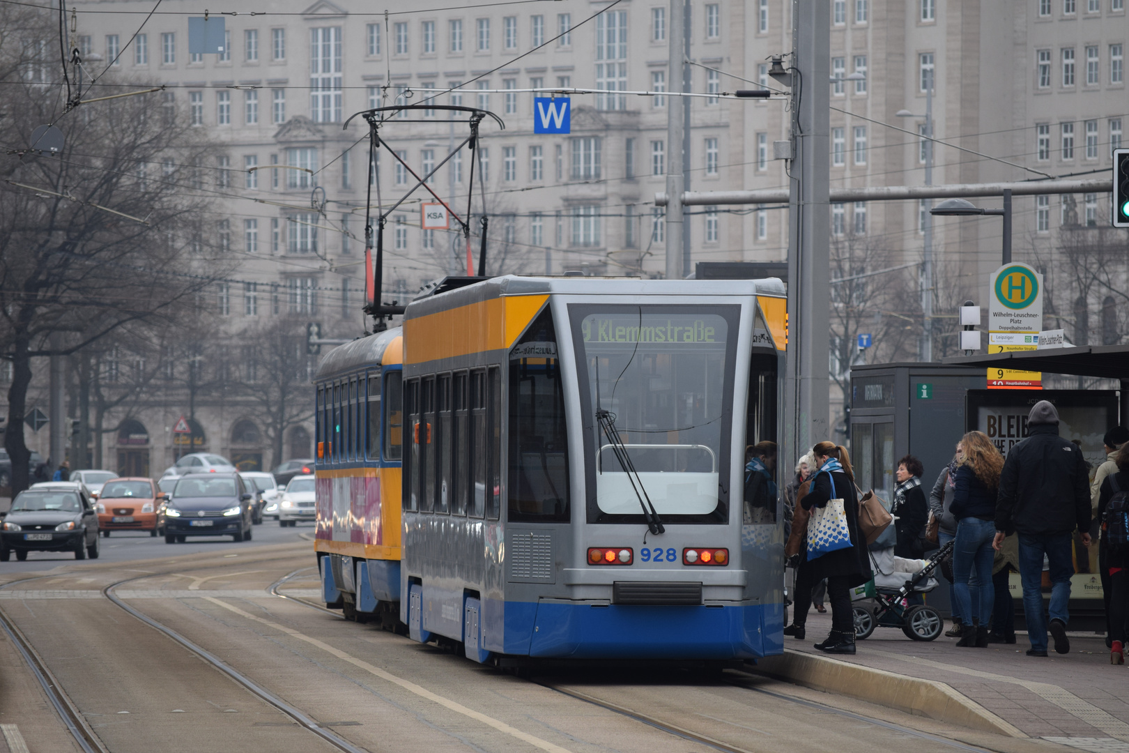 Leipzig - Linie 9 mit NB4