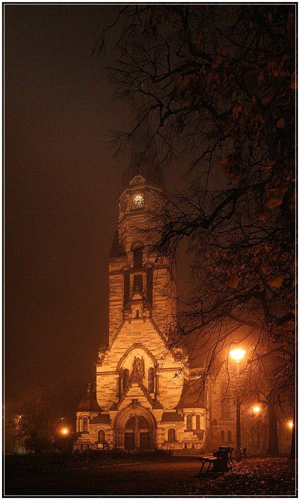 leipzig - nordkirche - dreiviertel sieben ... oder auch viertel vor sieben :)