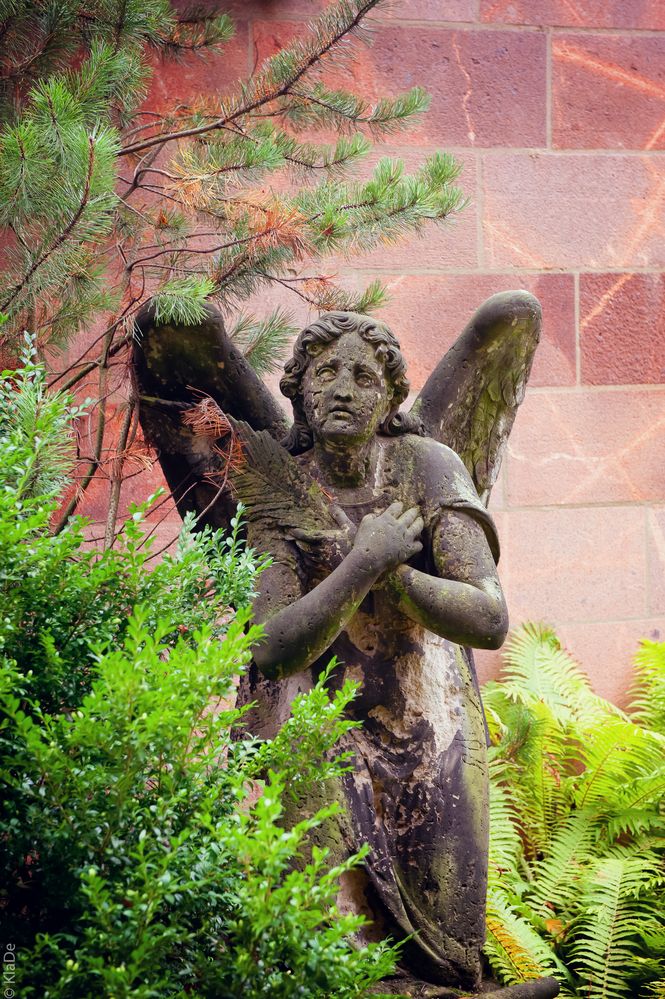 Leipzig-Südfriedhof - Figur 8