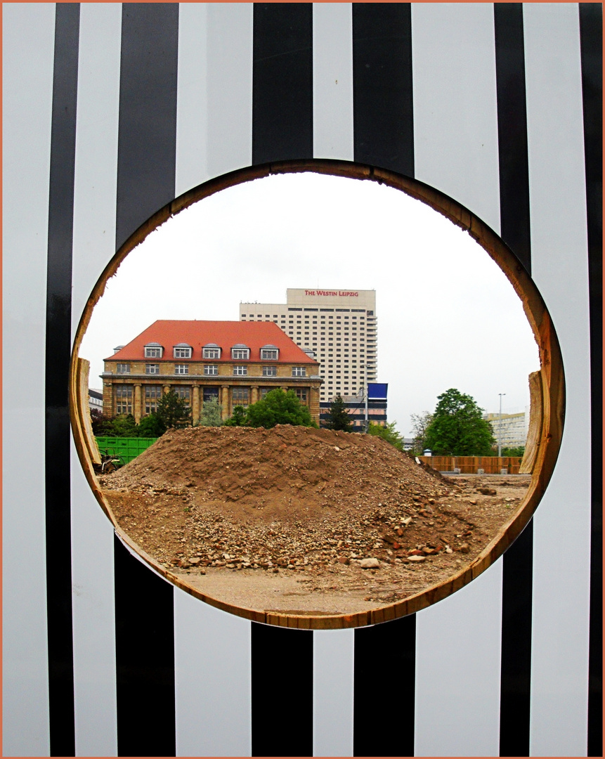 Leipzig through a hole