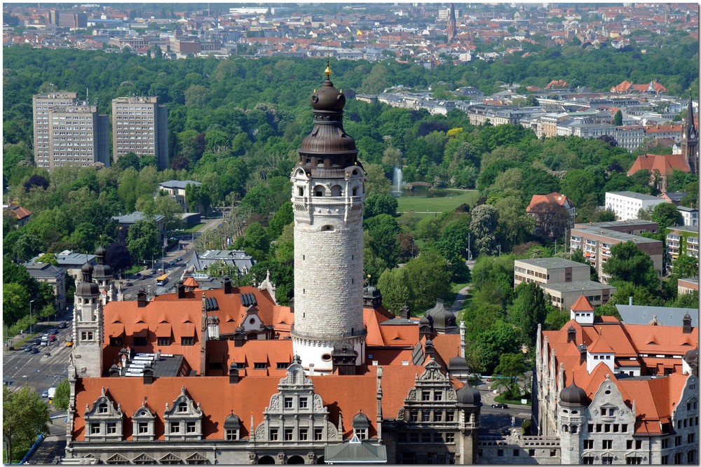 Leipzig von oben ... Neues Rathaus