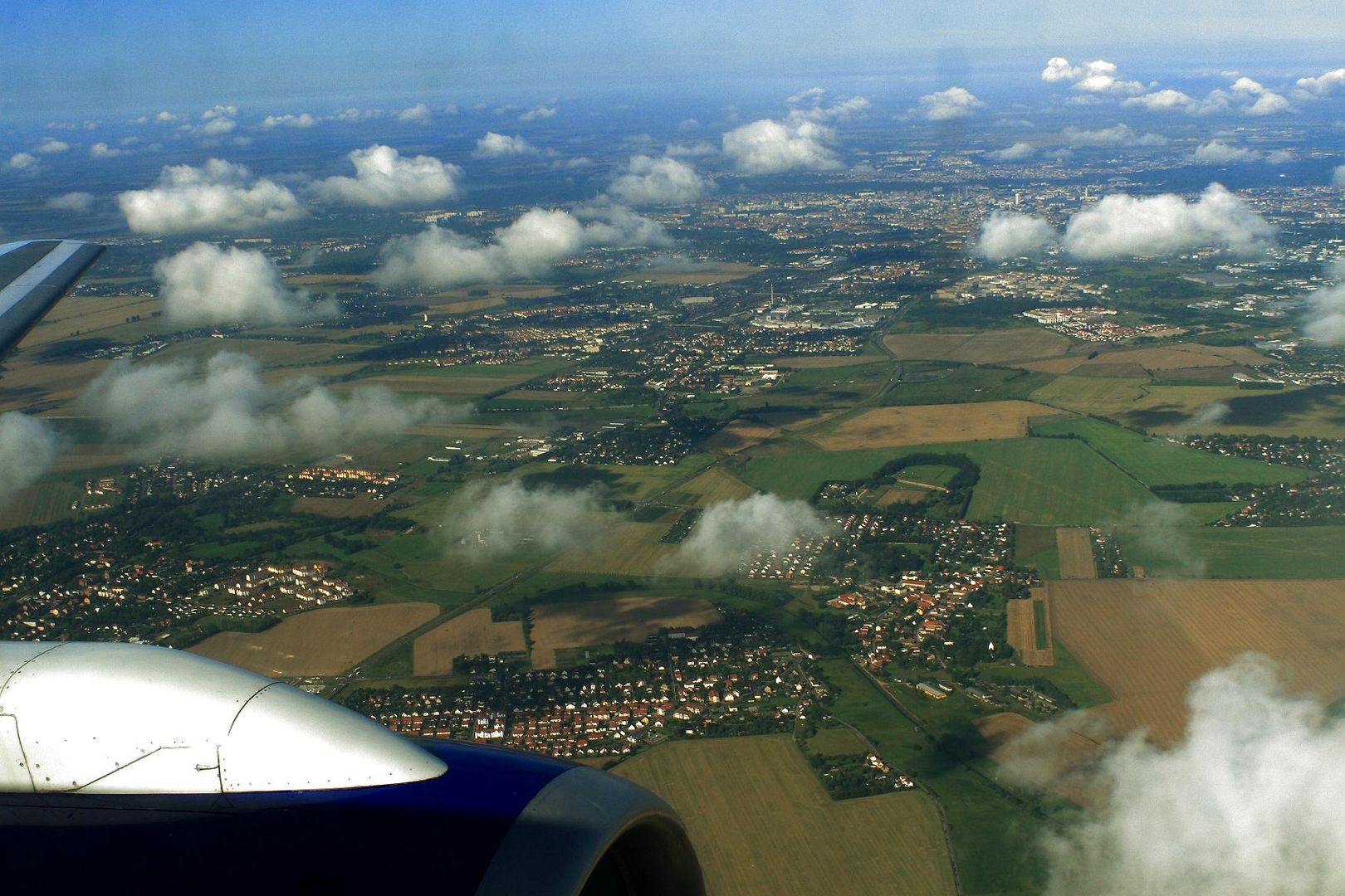 Leipzig...Über den Wolken...