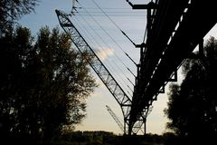 Leitungen vom Ölhafen über die Donau