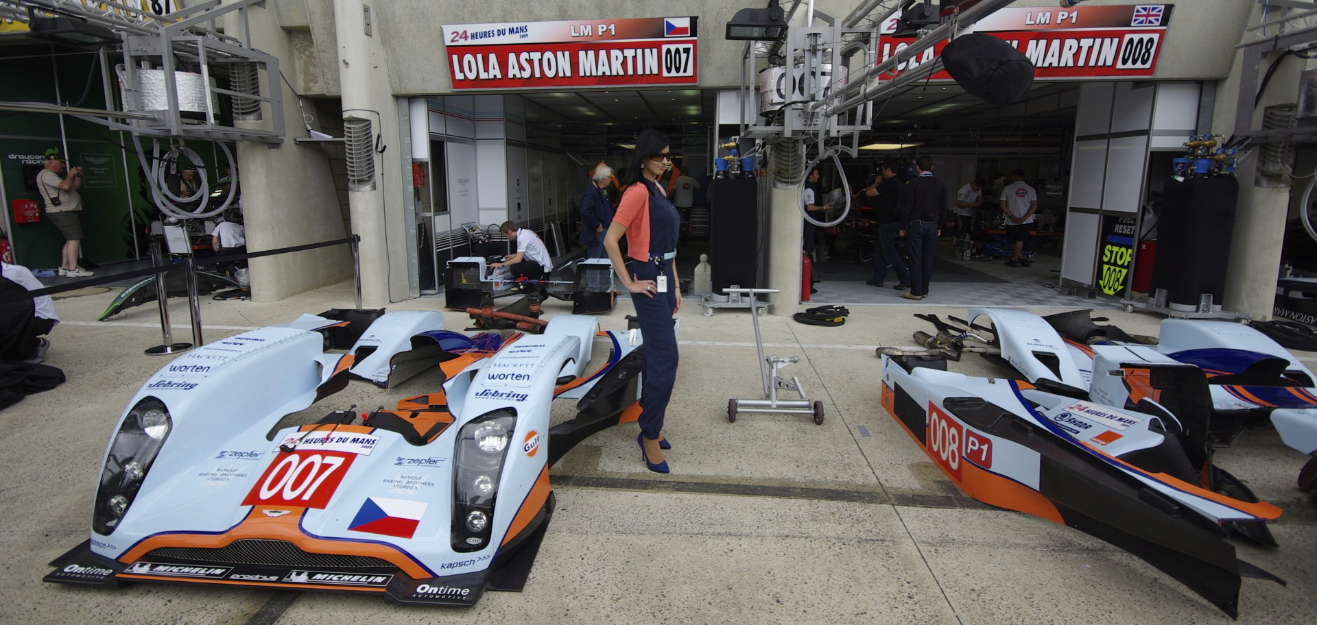 LeMans 2009 GridGirl