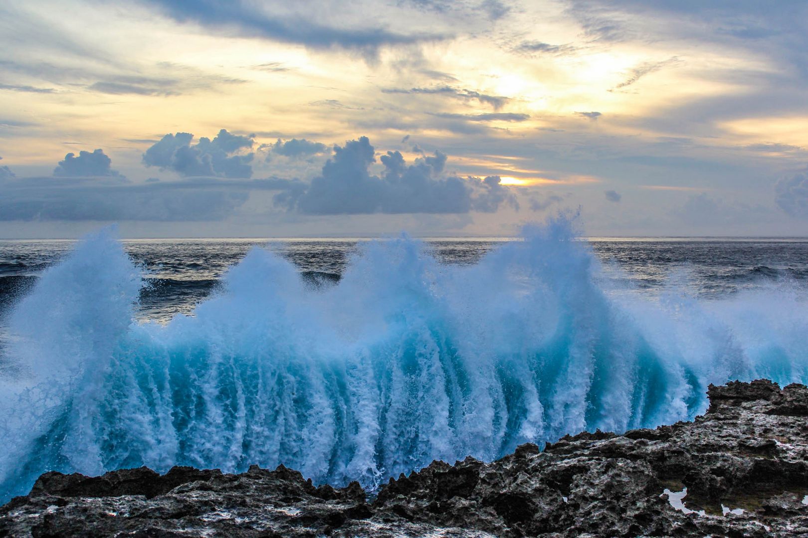 Lembongan Evening Wave