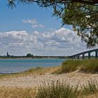 L’embouchure et le pont de la Seudre surveillés par le clocher de Marennes