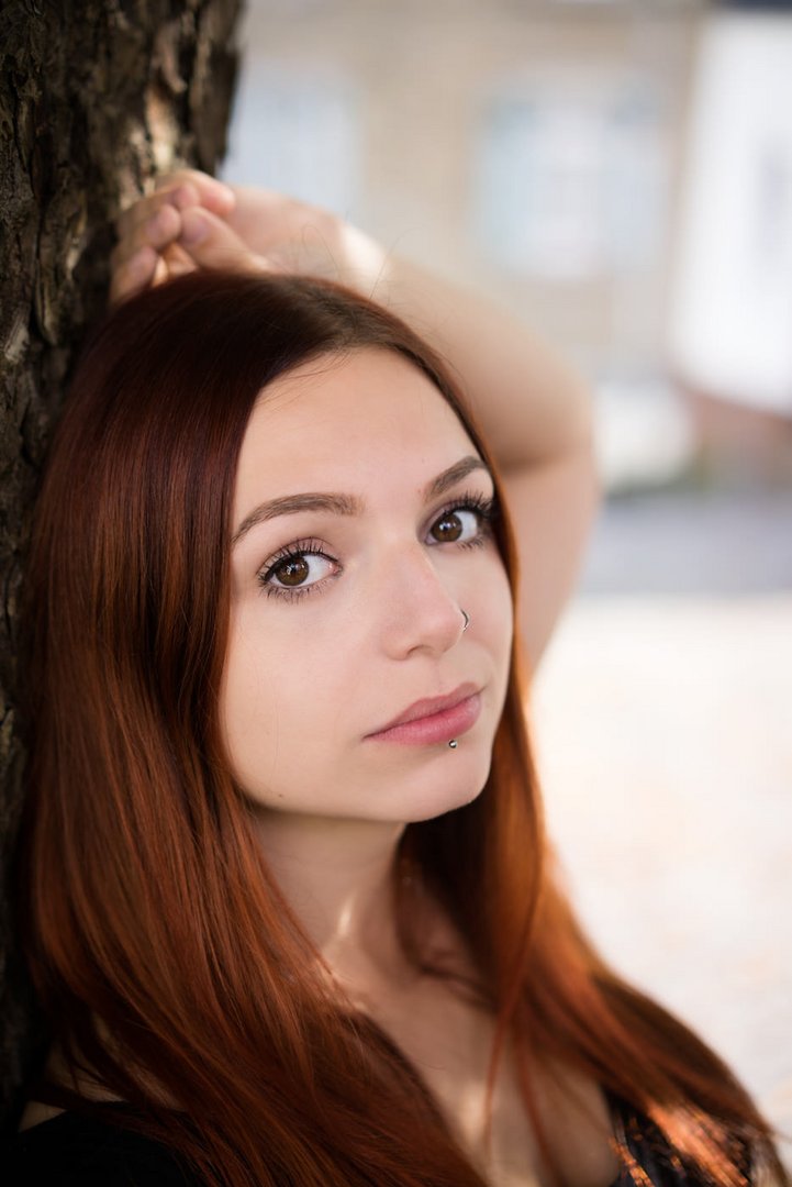 Lena & The Tree