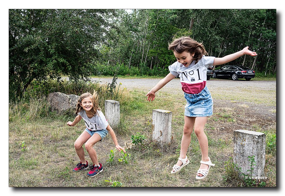 Lena und Laura; "Der Sprung"