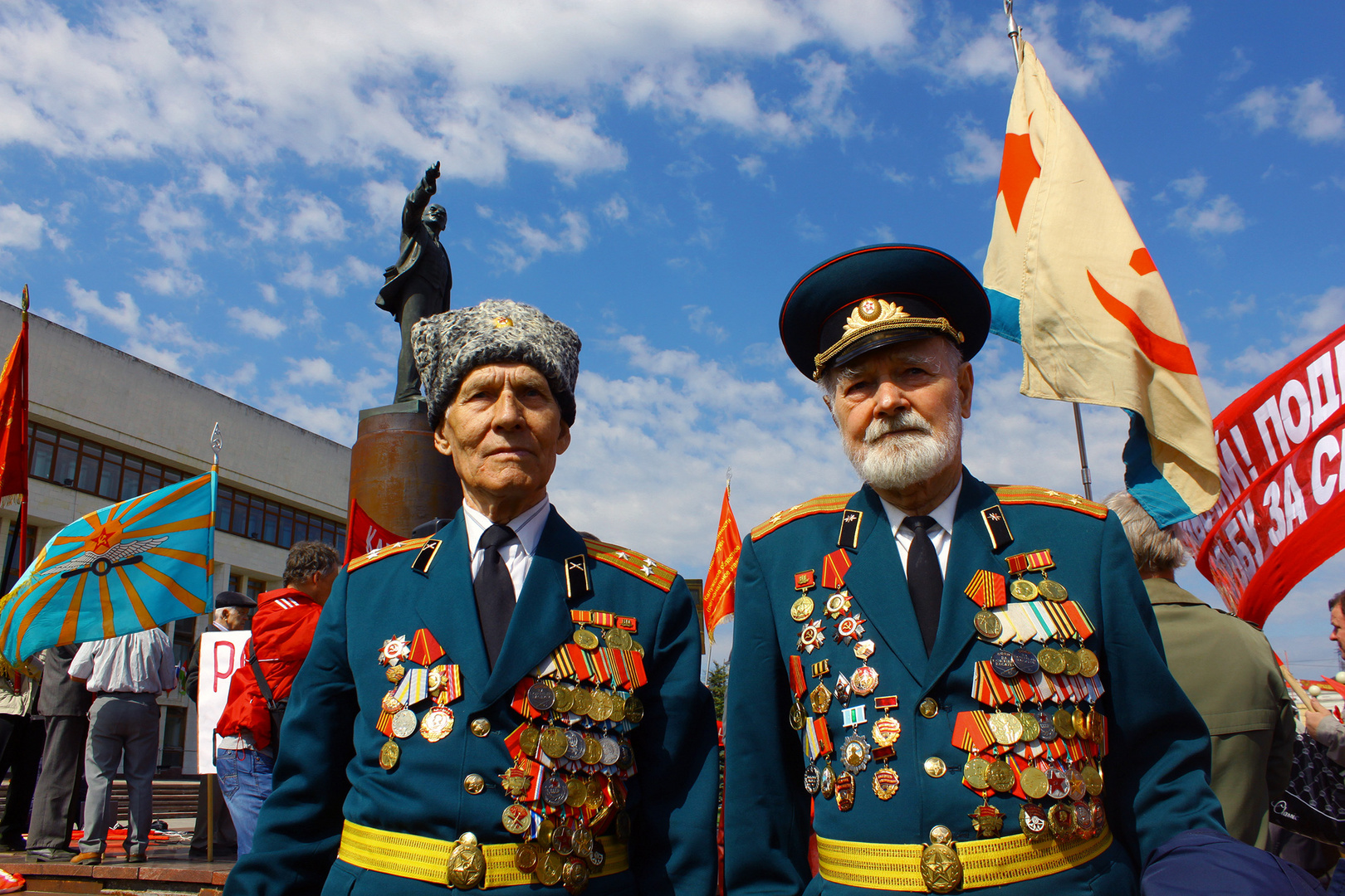 Lenin, Orden und 1. Mai