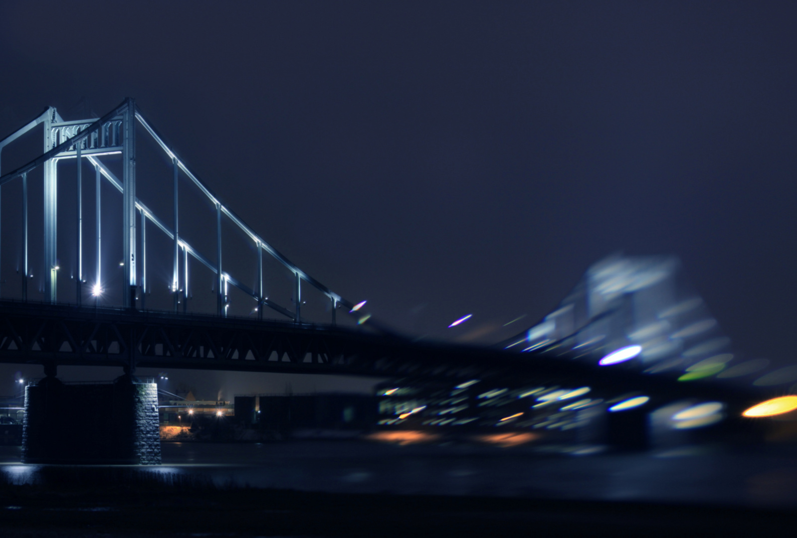 lensbaby rheinbrücke uerdingen