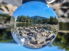 Lensball