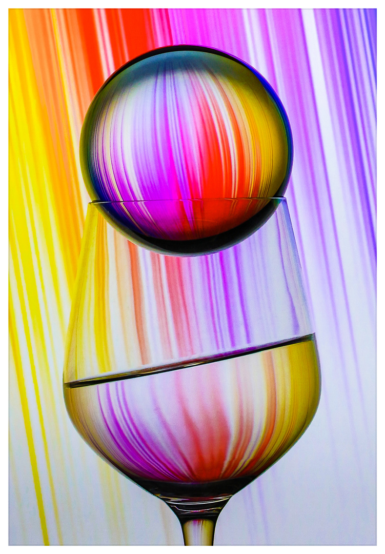 Lensball mit Weinglas 