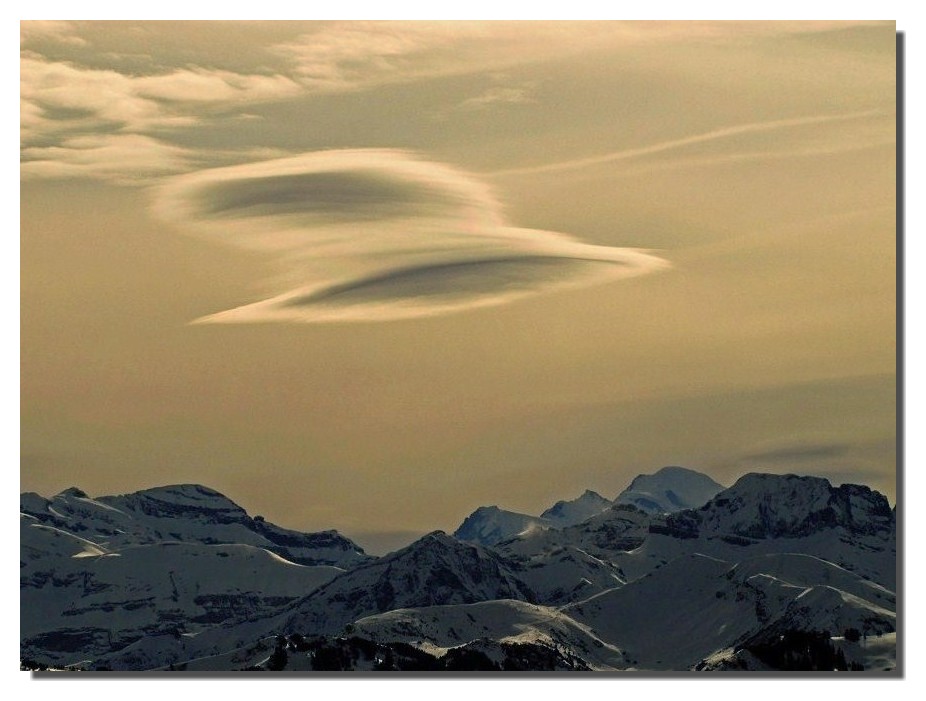 Lenticulaires sur le Mt Blanc