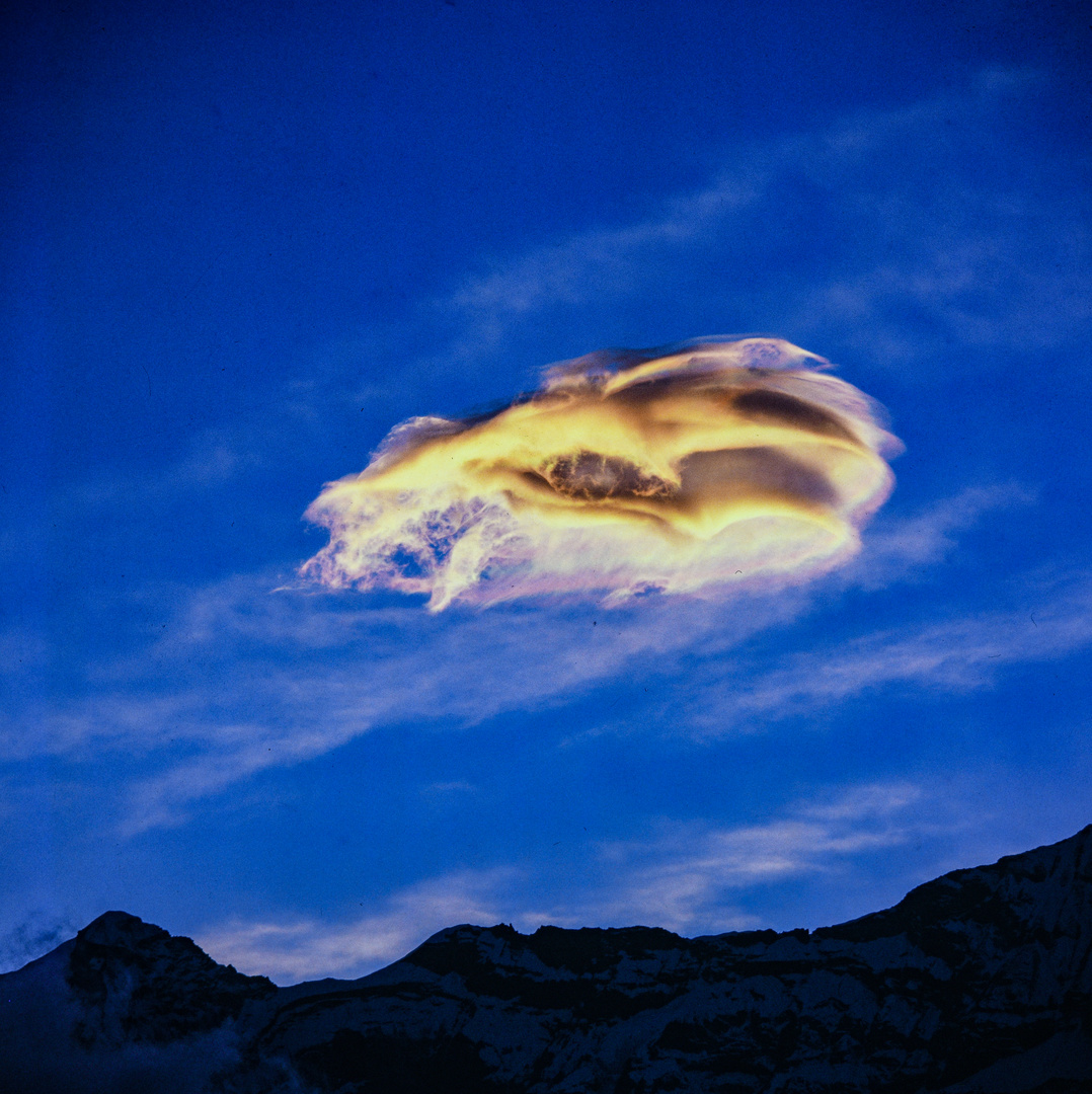 lenticular cloud, Himalaya