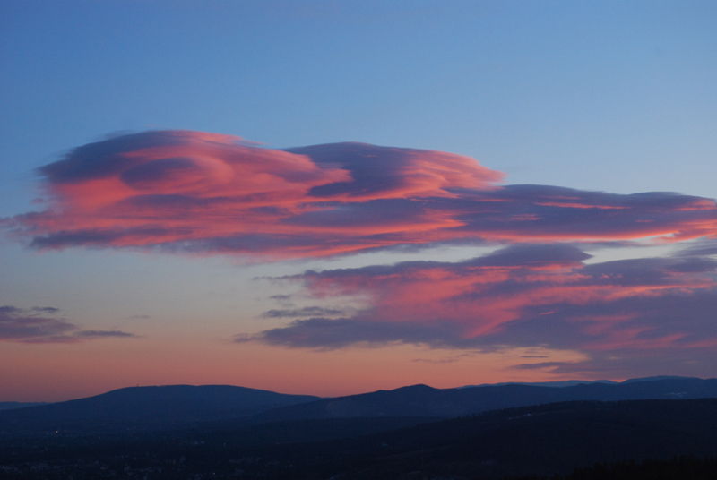 Lenticularis in Abendsonne