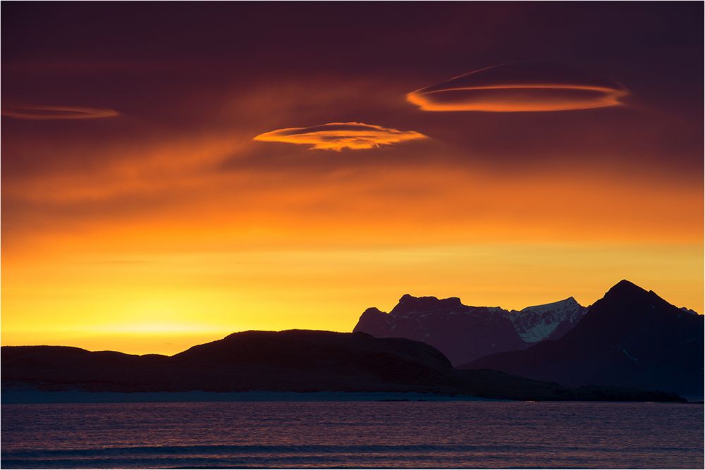 Lenticularis sunrise