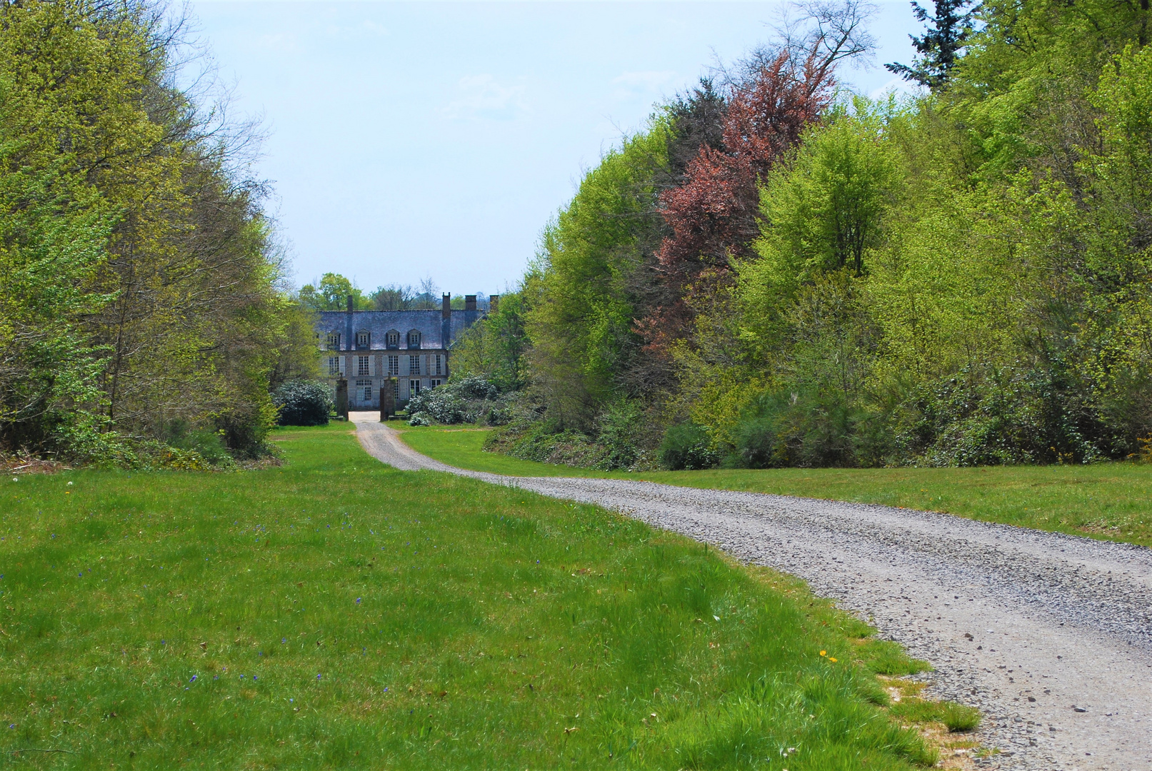 L'entrée du château de Torchamp (Orne)