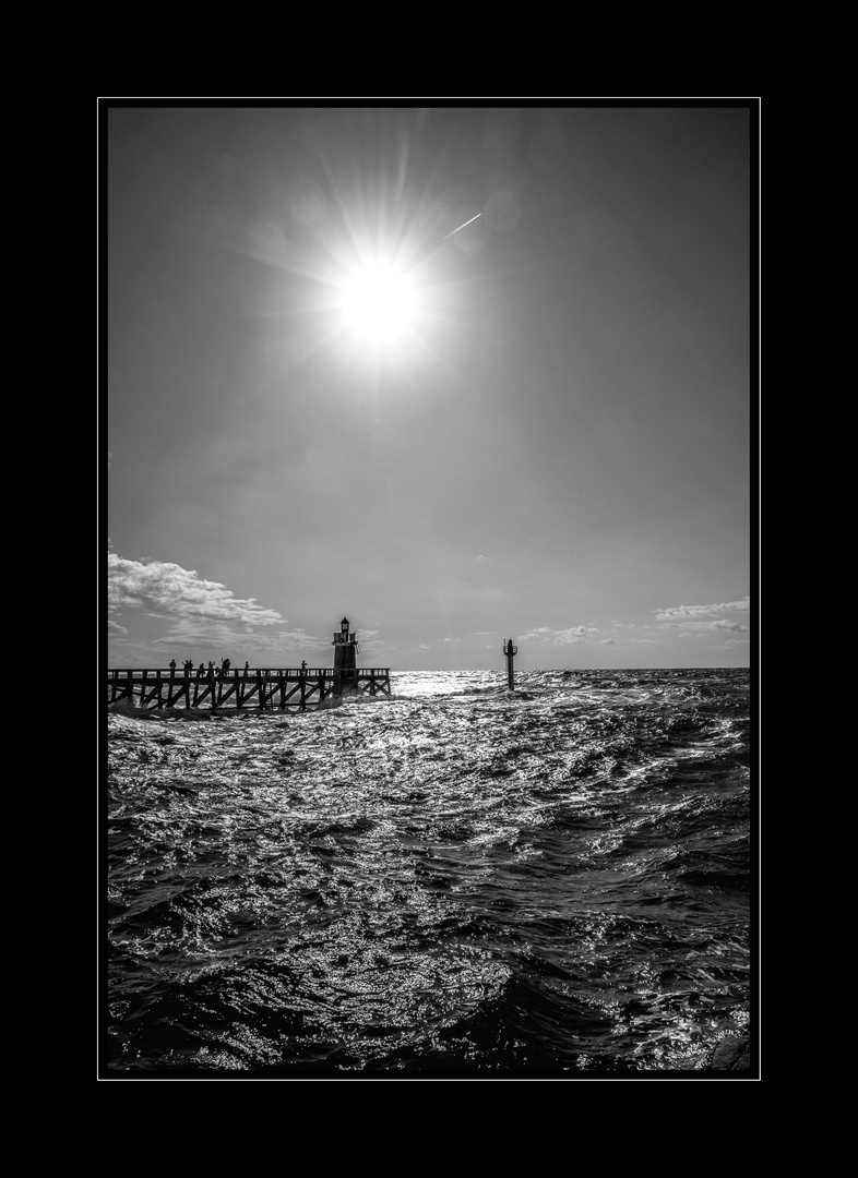 L'entrée du port de Capbreton