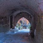 L’entrée d’un restaurant près du Château de Roquebrune