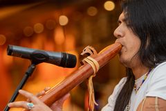 Leo Rojas (2) 