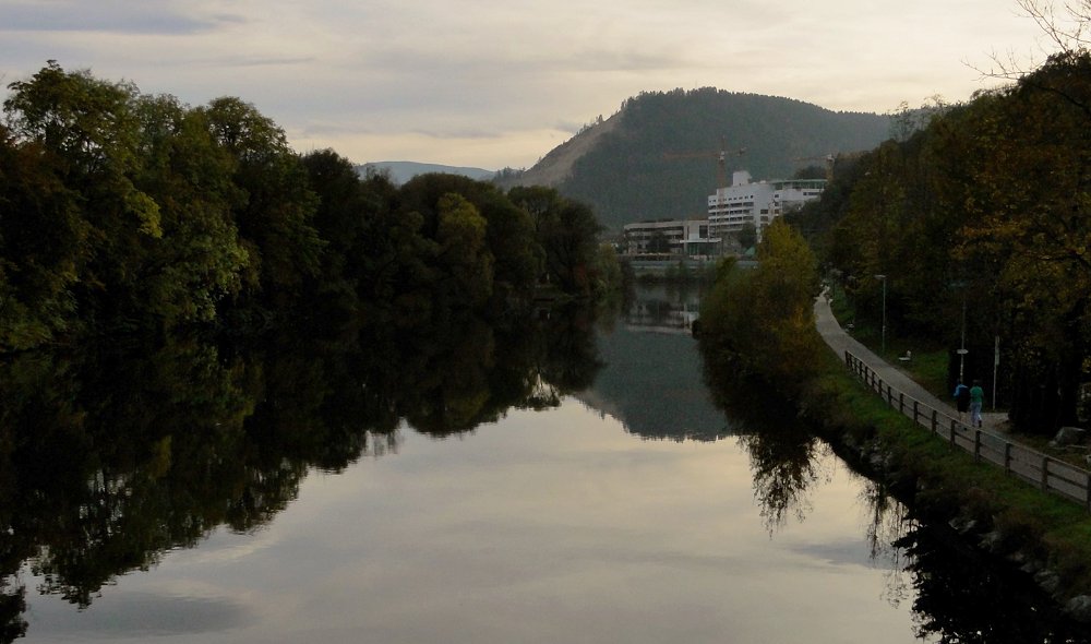 Leoben, Tag, Abend, Nacht und Morgen /2