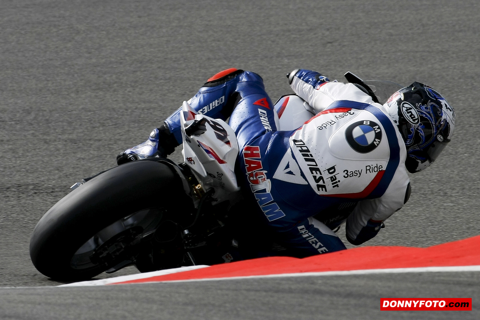 Leon Haslam Nürburg 2011 BMW Motorrad Motorsport...