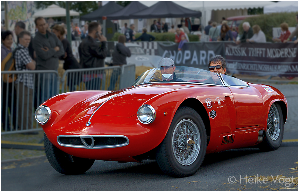 Les 24 Tours Du Pont - Alfa Romeo Sport Spider 2000