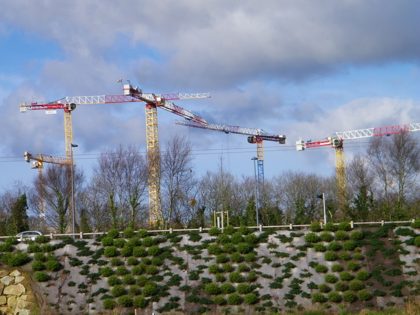 Les 5 grues de Kerlaurent GUIPAVAS.