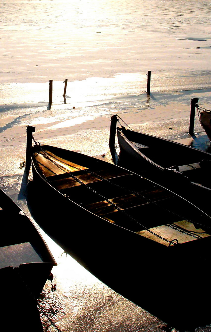 Les barques au couchant