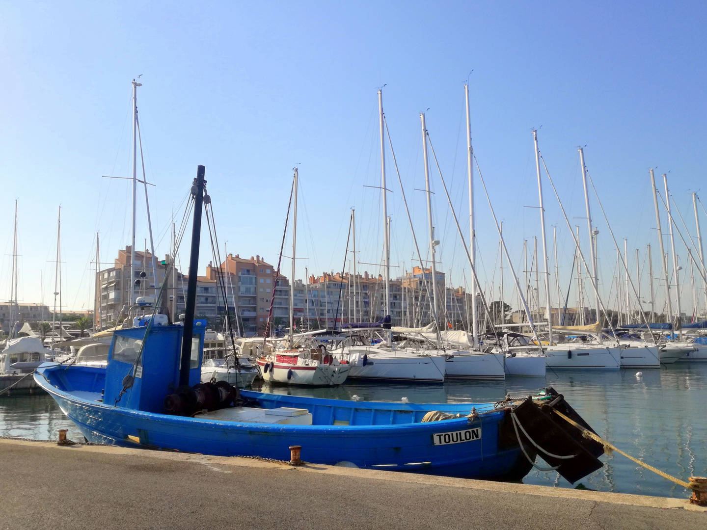 Les bateaux du port ...