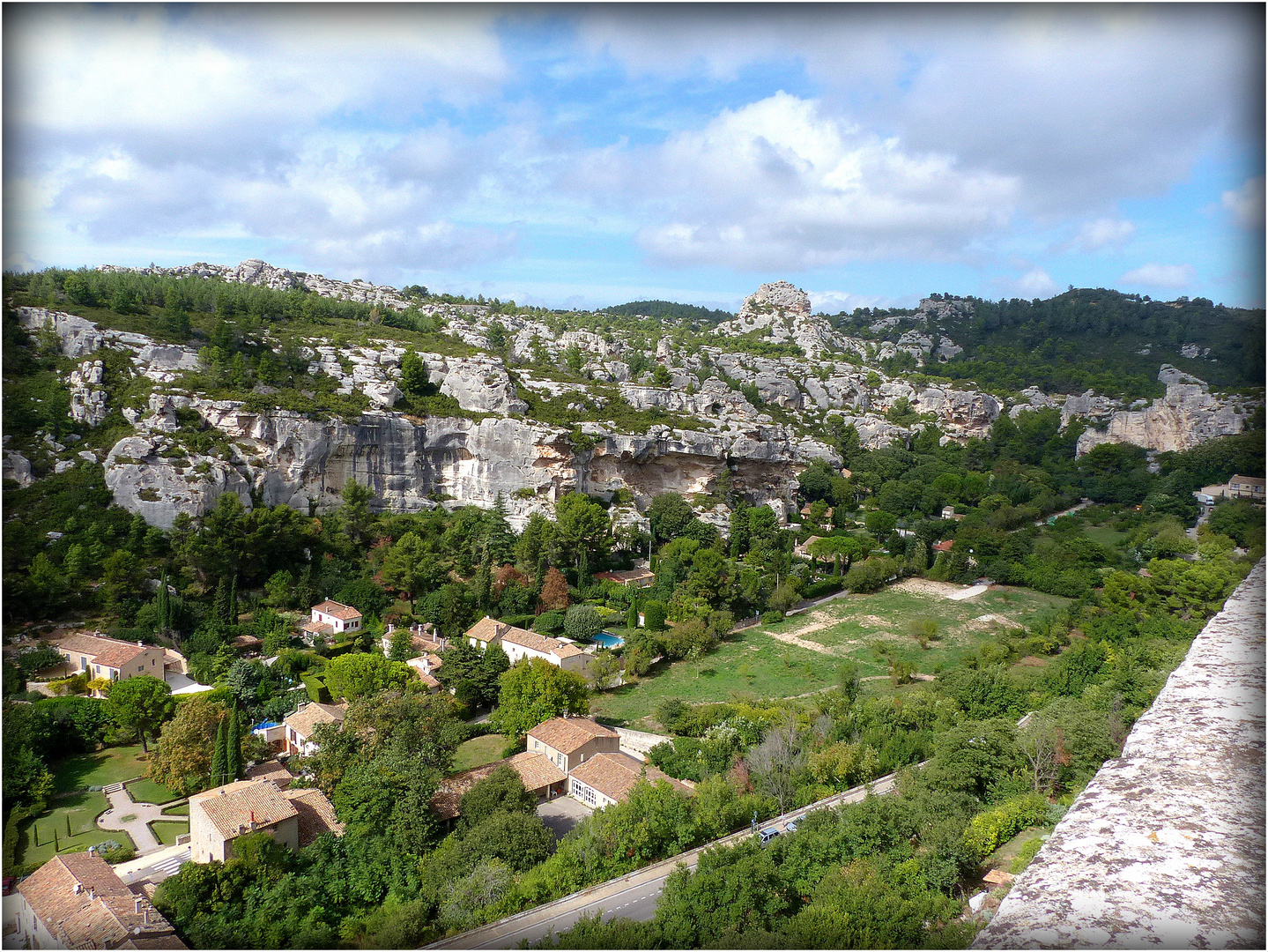 LES - BAUX - DE - PROVENCE - 16- -