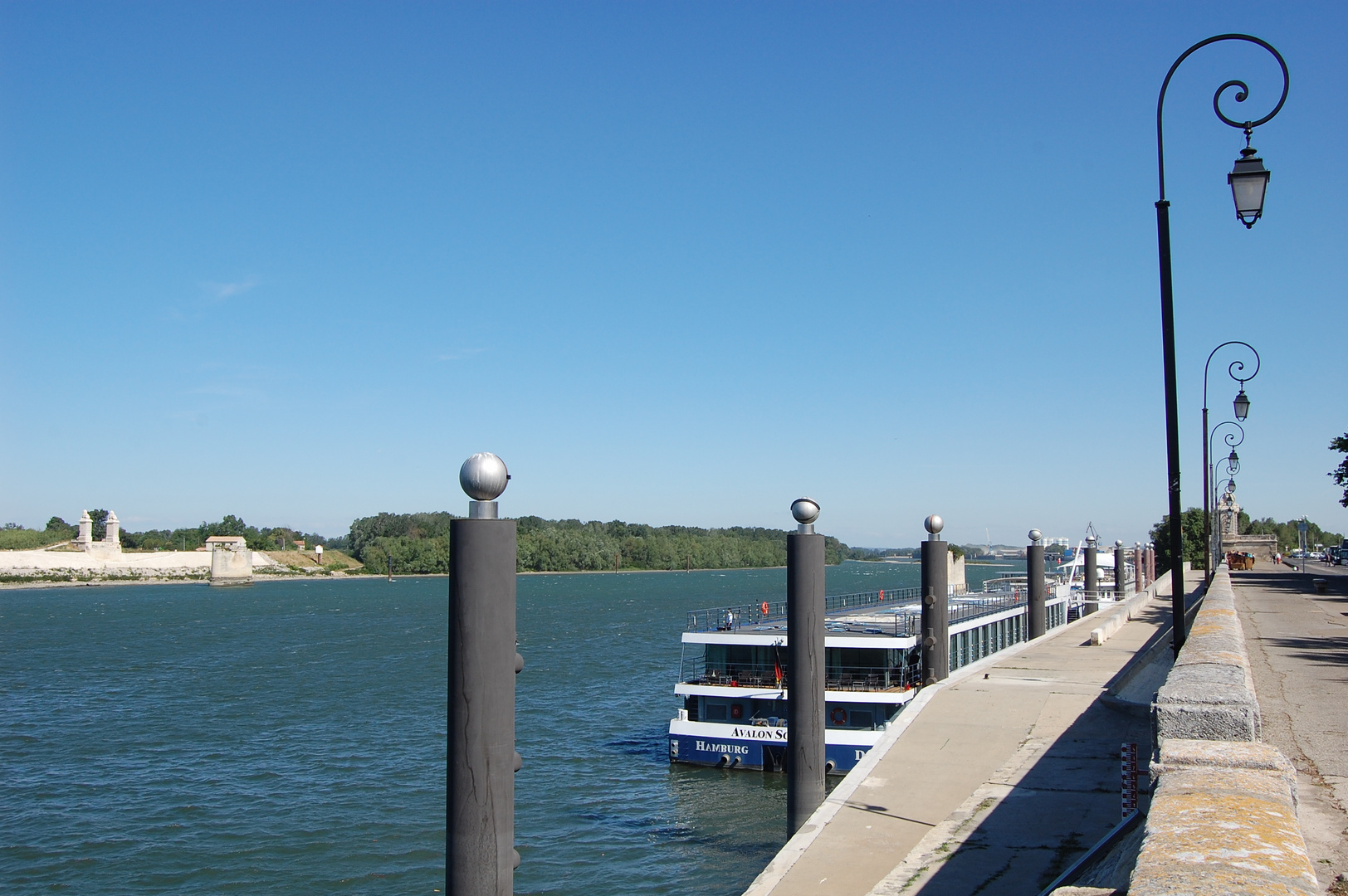 Les berges d'Arles