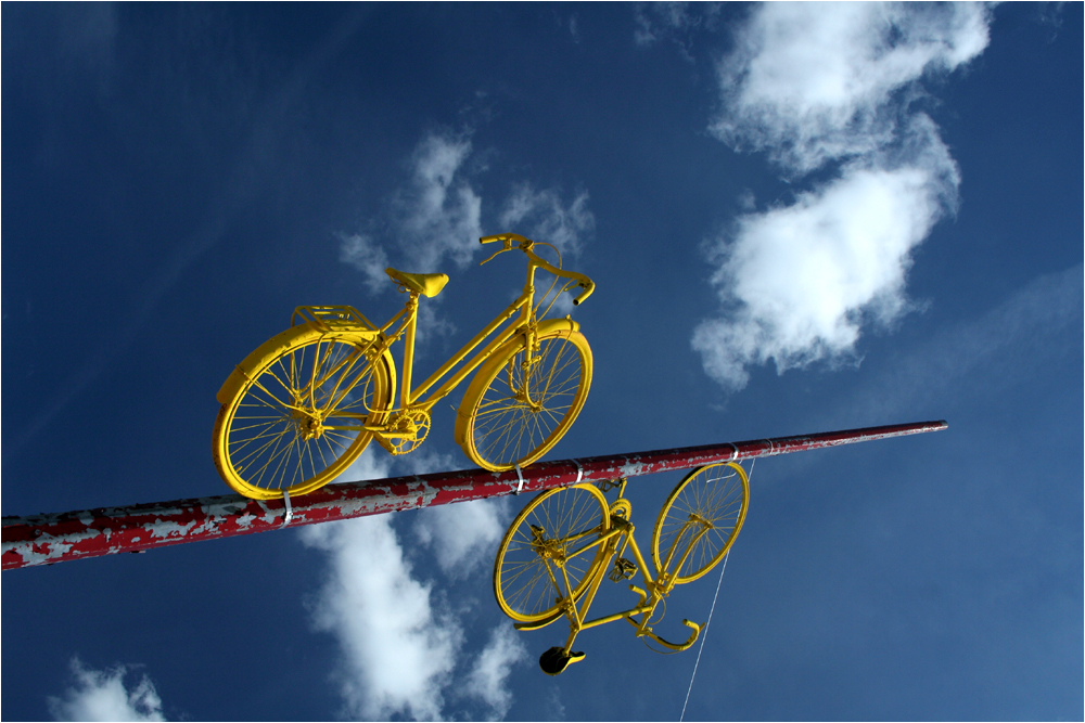 les bicyclettes jaune