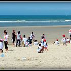 LES - BONNETS - ROUGES