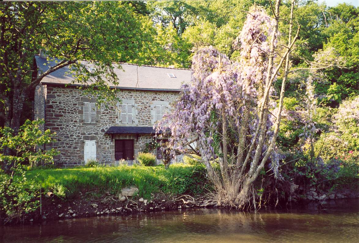 Les bords de la Mayenne