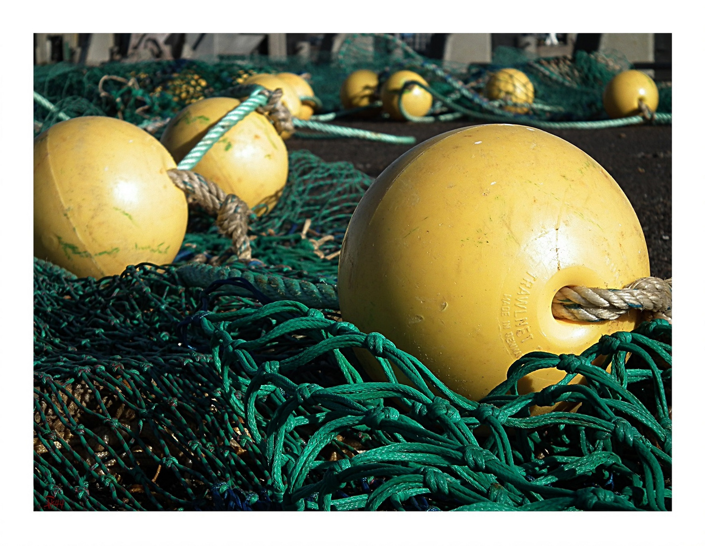 les boules jaunes