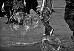 les bulles du trottoir marseillais