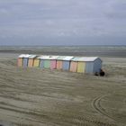 LES CABANES SUR LA PLAGE DE BERCK PLAGE