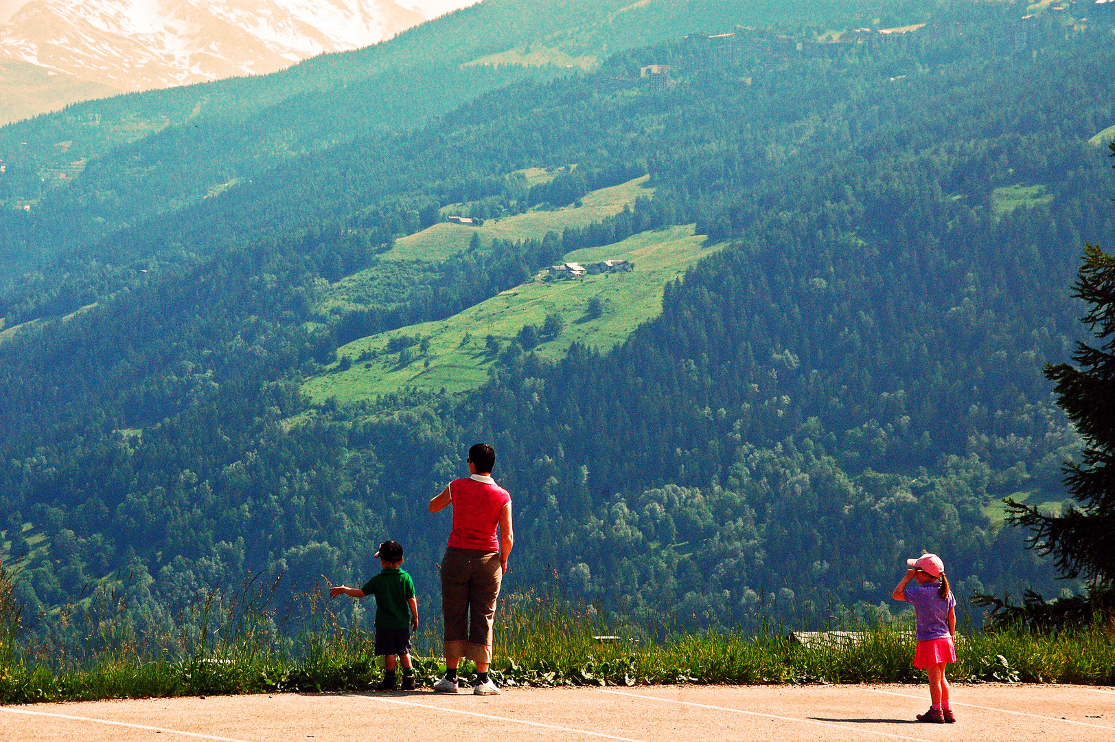 Les Choses, Children look at this landscape, this my homeland