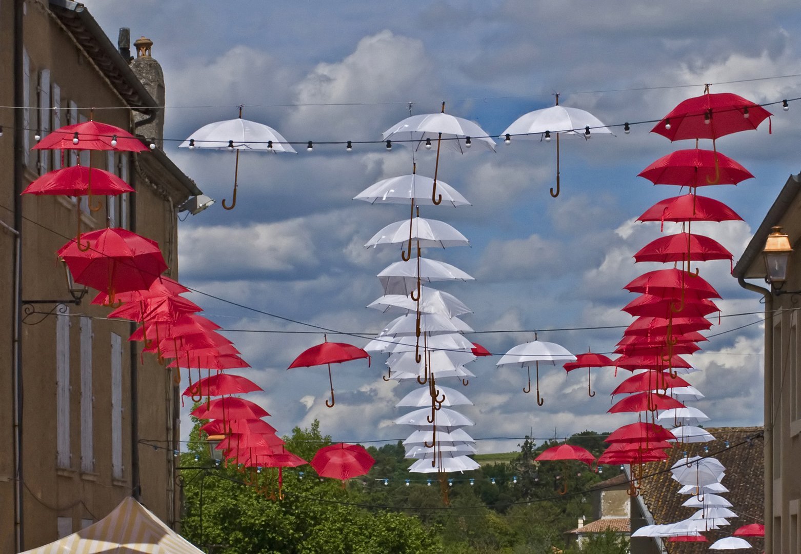 Les couleurs des Bandas dans le ciel de Gascogne