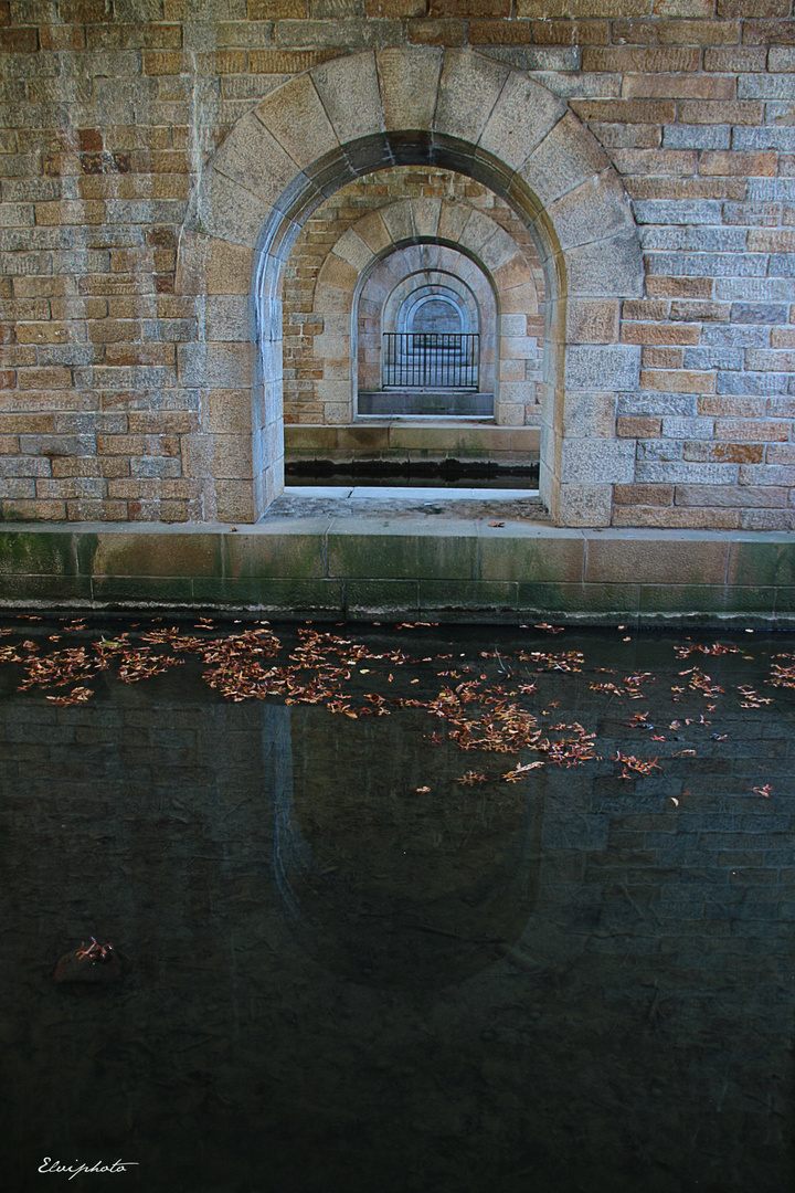 Les dessous du pont Jules César 