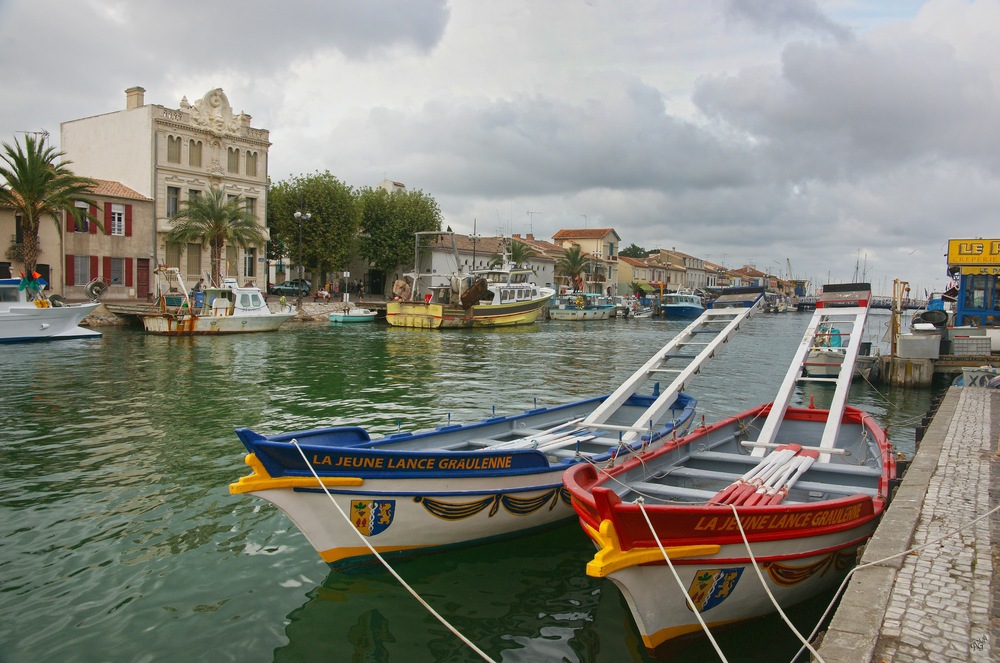 Les deux barques..