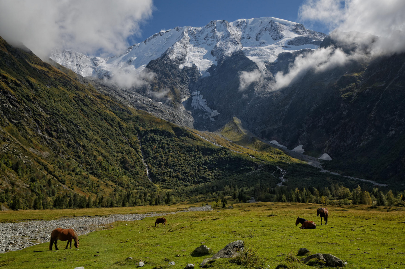 Les Dômes de Miage, massif du Mont-Blanc.