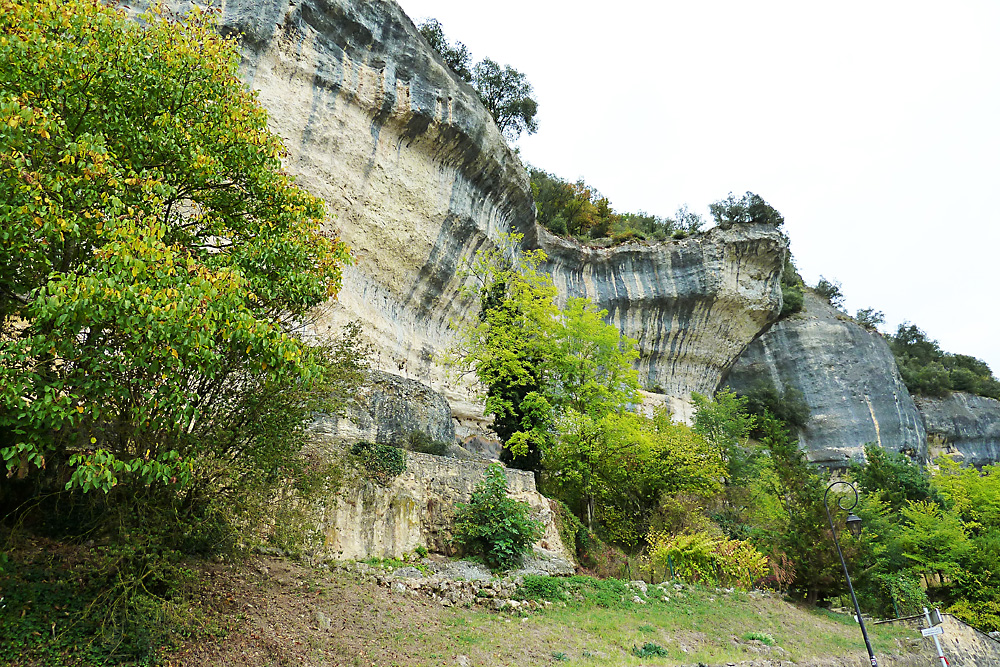 Les-Eyzies-de-Tayac-Sirjeul - Kalkstienfelswand