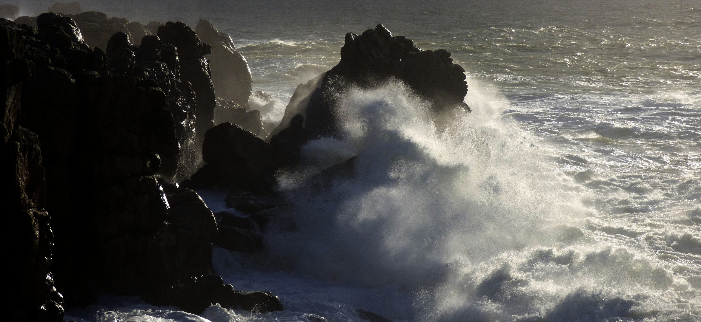 Les falaises noires