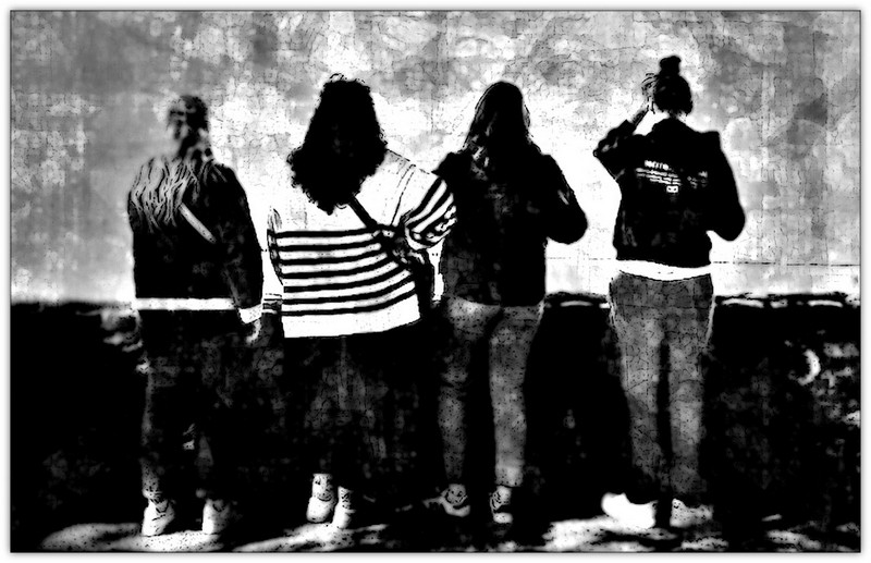 les filles de la baie...