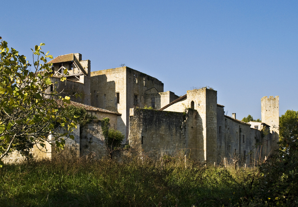 Les fortifications de Larresingle (Gers) -- Das befestigte Dorf Larresingle (Gers)